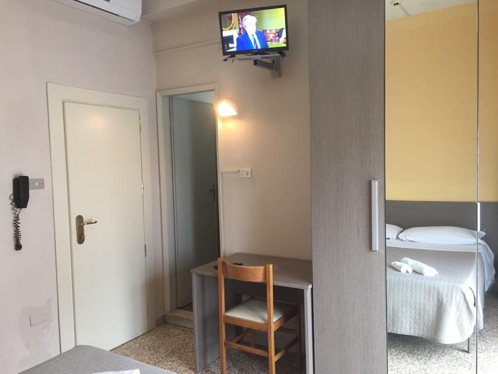 Hotel Britta Rimini Dış mekan fotoğraf