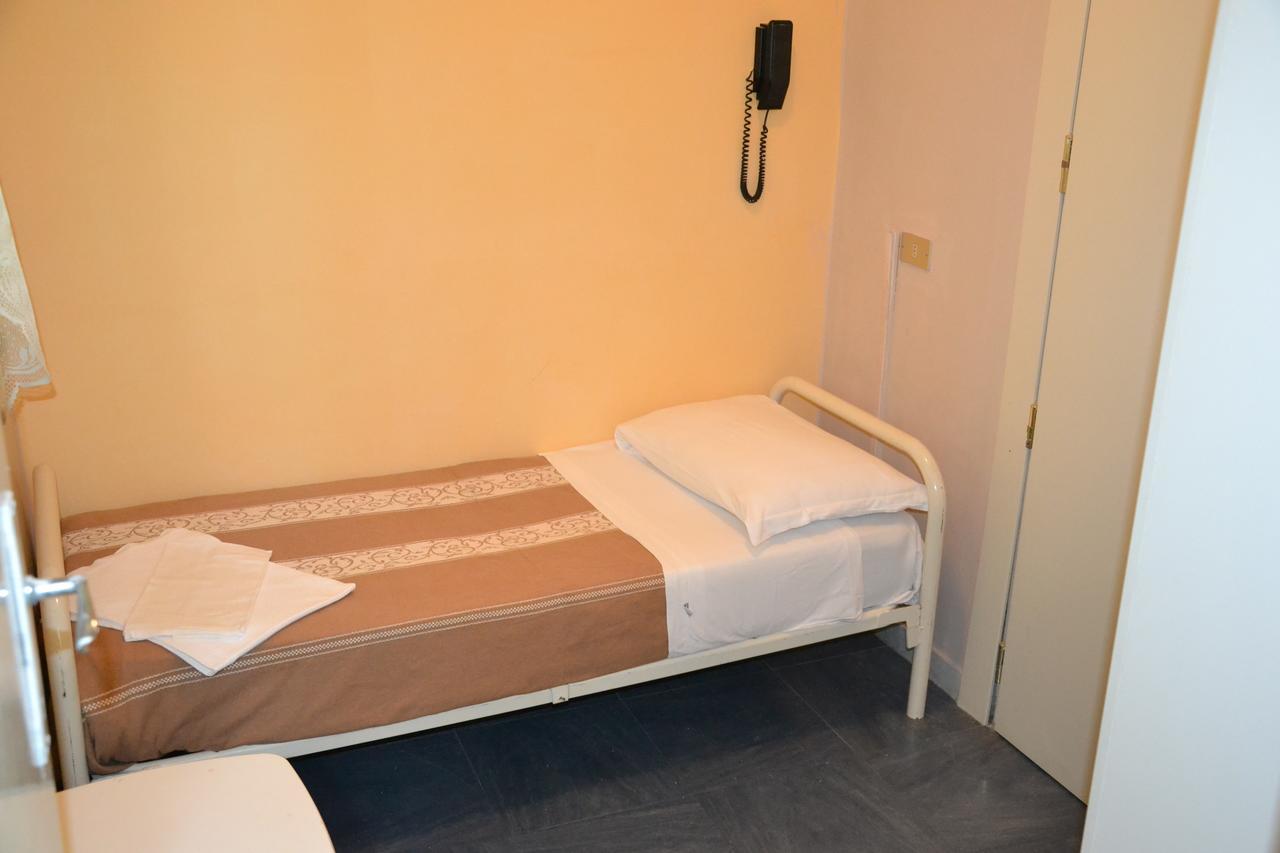 Hotel Britta Rimini Dış mekan fotoğraf