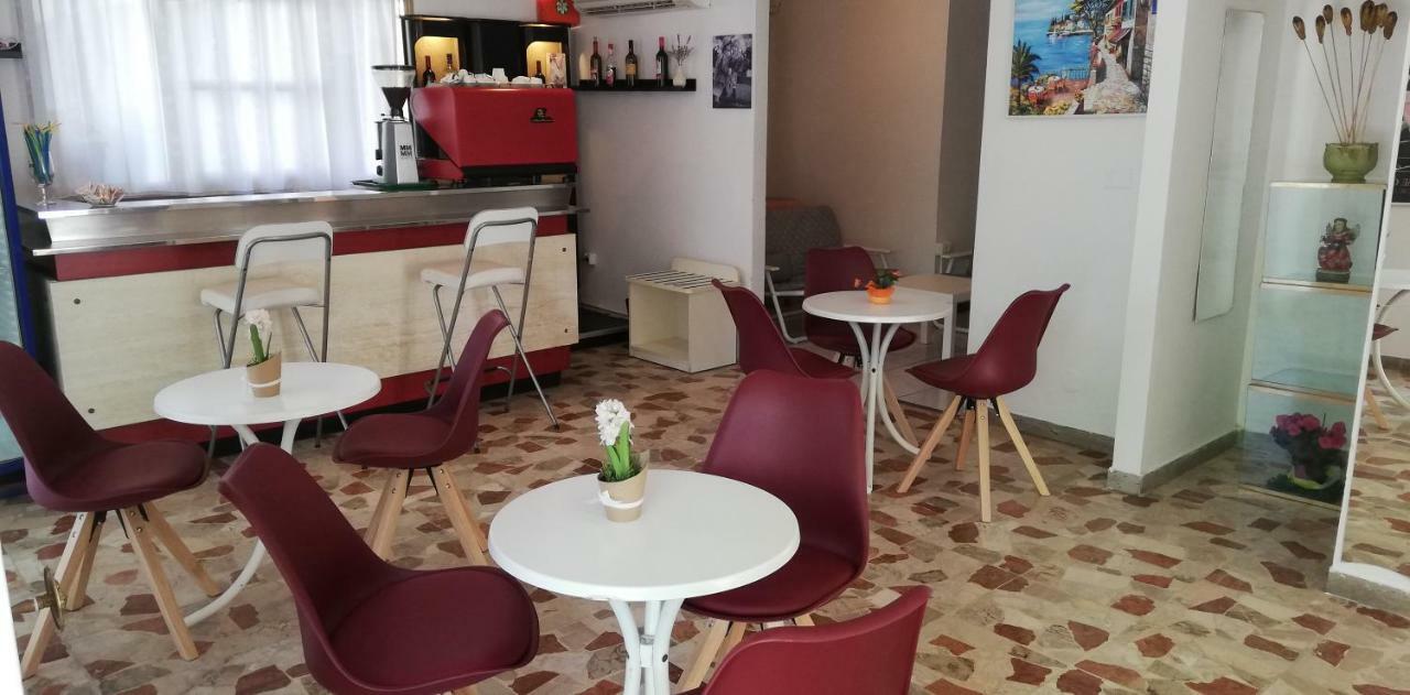 Hotel Britta Rimini Dış mekan fotoğraf